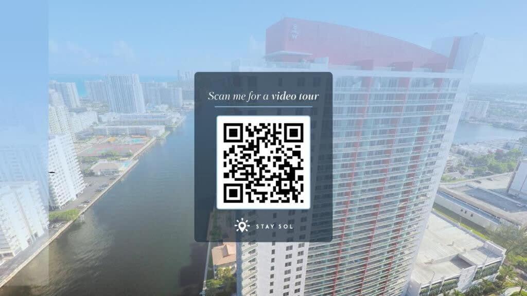 Spectacular View With Balcony, Pool, Near * Hallandale Beach